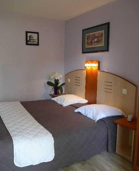 Hotel Le Mas Des Ponts D'Arles Exteriör bild